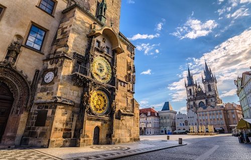Astronomische Uhr am Rathausturm in Prag