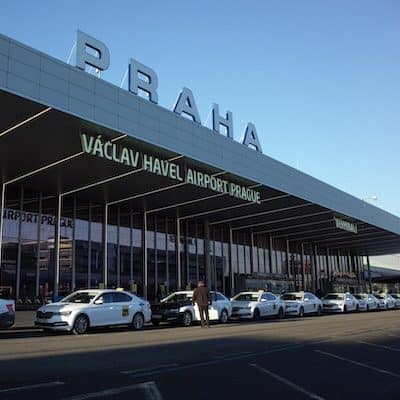 Vaclav Havel Flughafen Prag: Transfer in die Stadt
