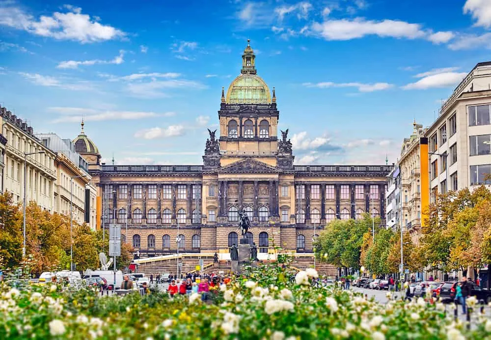 Wenzelsplatz mit dem Nationalmuseum am oberen Ende
