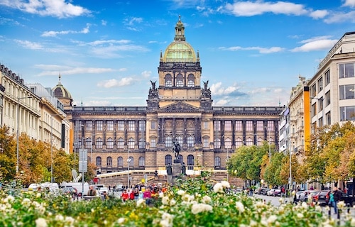 Wenzelsplatz und Nationalmuseum in Prag